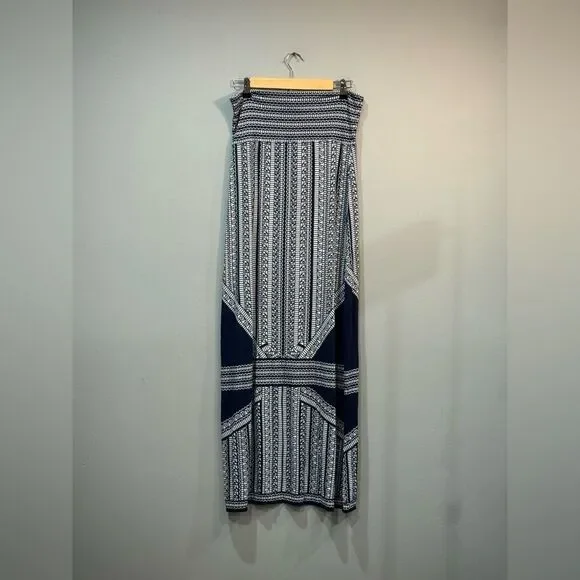 Navy Max Studio Long Maxi Skirt Size M EUC - Picture 4 of 5